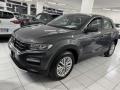 1 VOLKSWAGEN T Roc